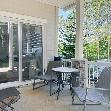 The Alpine Nest - 3 Beds - 4 Guests - Free Parking - Pool Apartment Mont-Tremblant Exterior foto